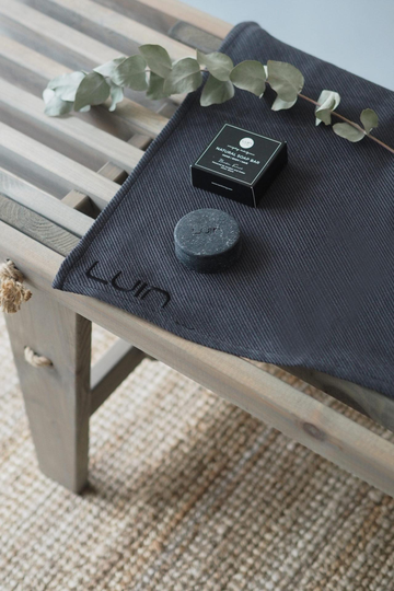 Luin Living Laudeliina bambu-puuvilla 150x60cm Black